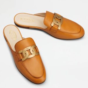 Tod's Women's Mules In Tan Smooth Calfskin