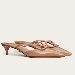Valentino VLogo Signature Mules 40mm In Beige Patent Leather